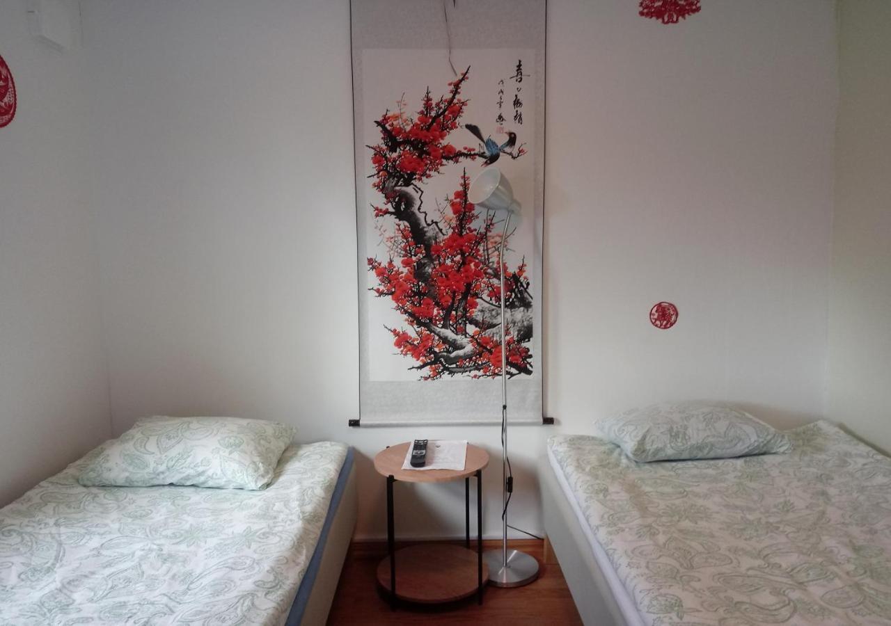 Lin'S B&B Alvsered Екстер'єр фото