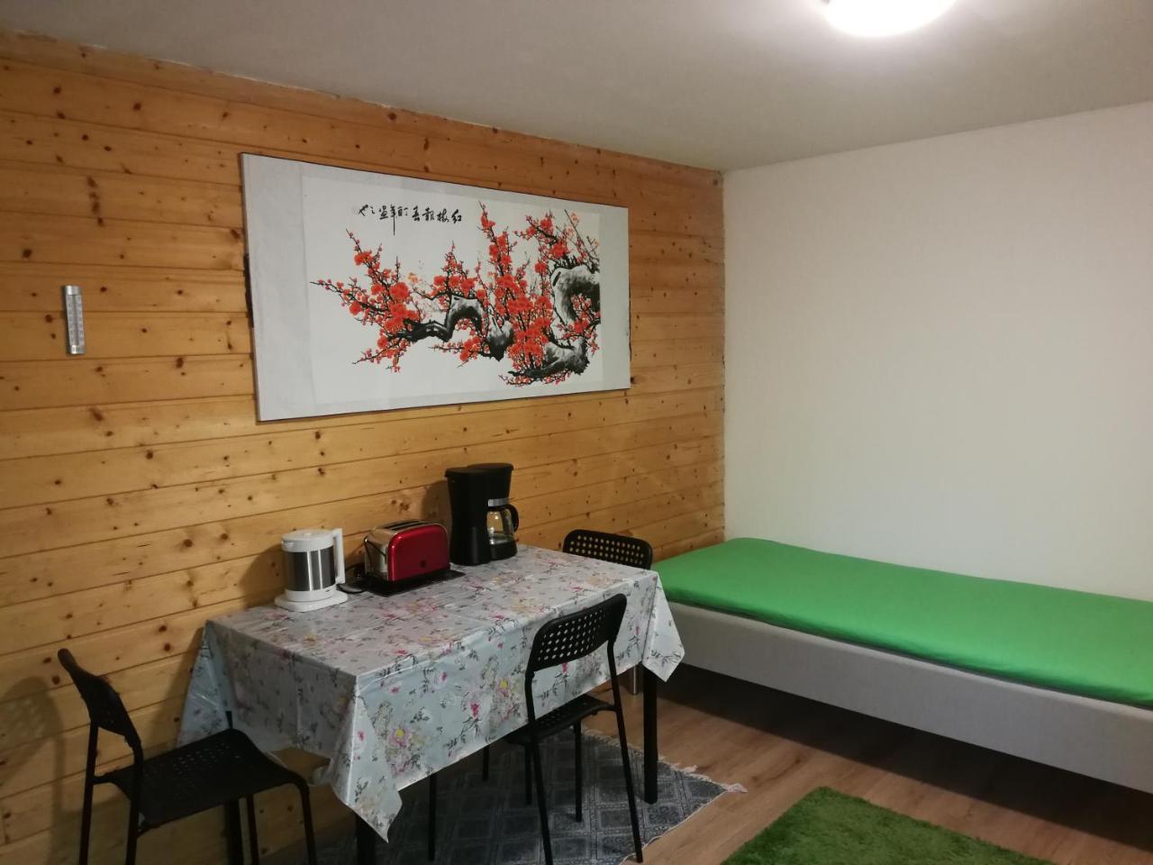 Lin'S B&B Alvsered Екстер'єр фото